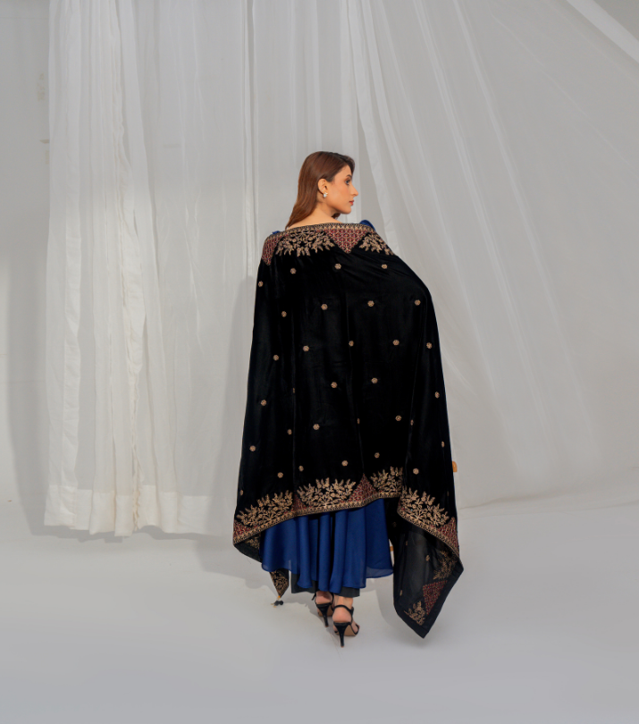 Micro 9000 Velvet Embroidered Shawl