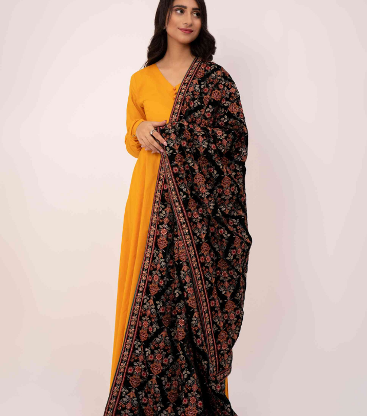 Micro 9000 Velvet Embroidered Shawl
