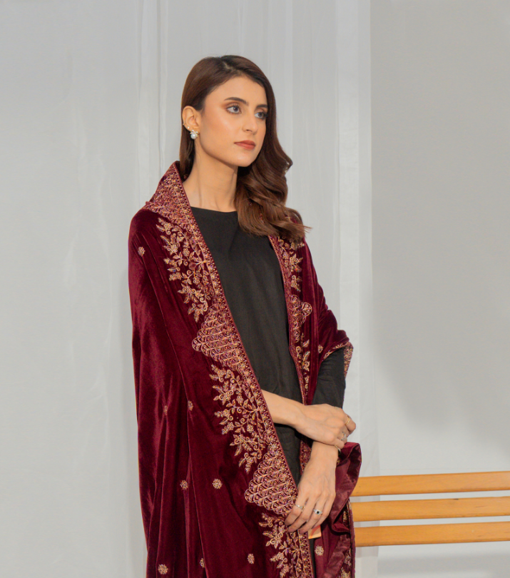 Micro 9000 Velvet Embroidered Shawl