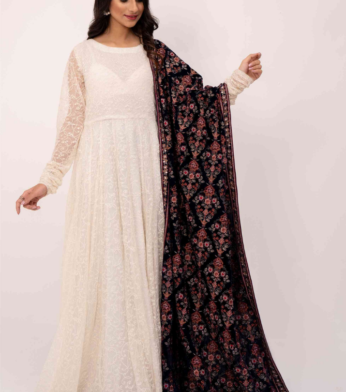 Micro 9000 Velvet Embroidered Shawl