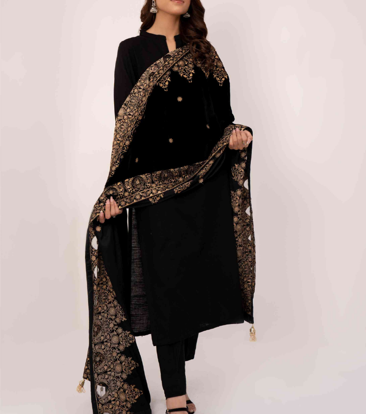 Micro 9000 Velvet Embroidered Shawl