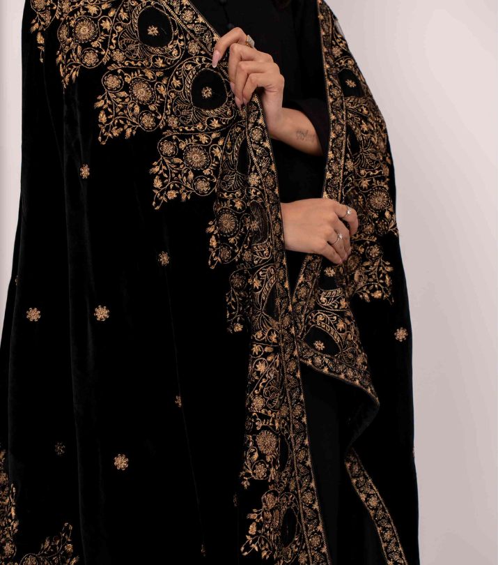 Micro 9000 Velvet Embroidered Shawl