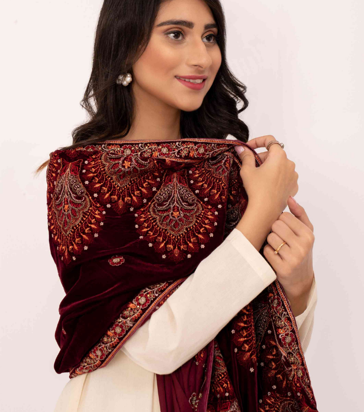 Micro 9000 Velvet Embroidered Shawl