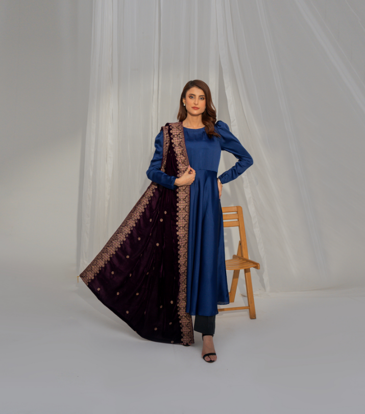 Micro 9000 Velvet Embroidered Shawl