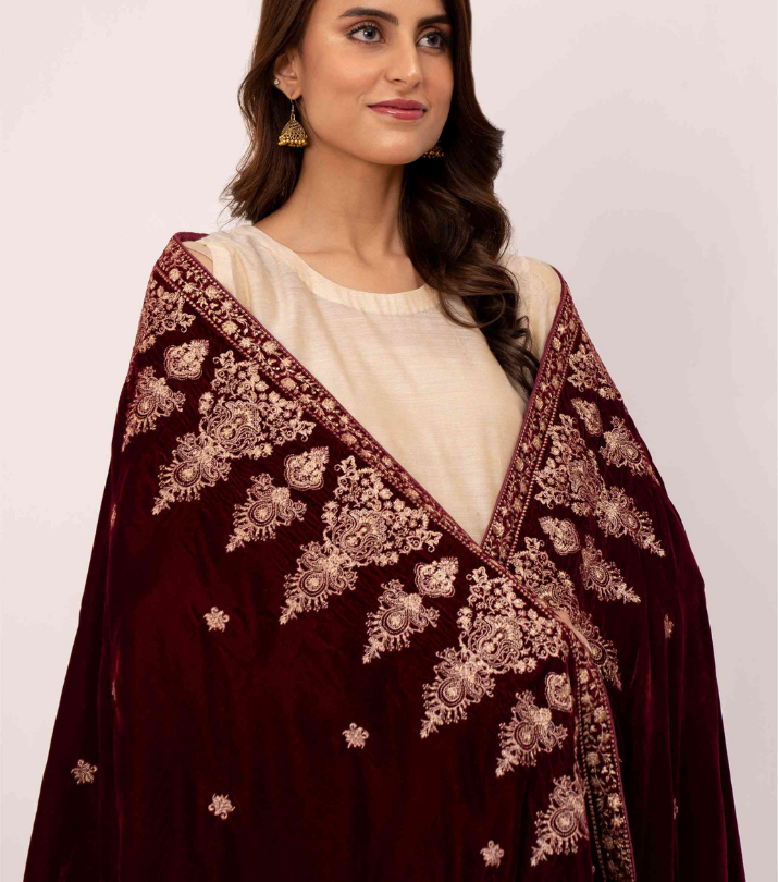 Micro 9000 Velvet Embroidered Shawl
