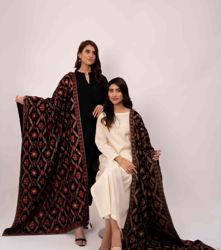 Micro 9000 Velvet Embroidered Shawl