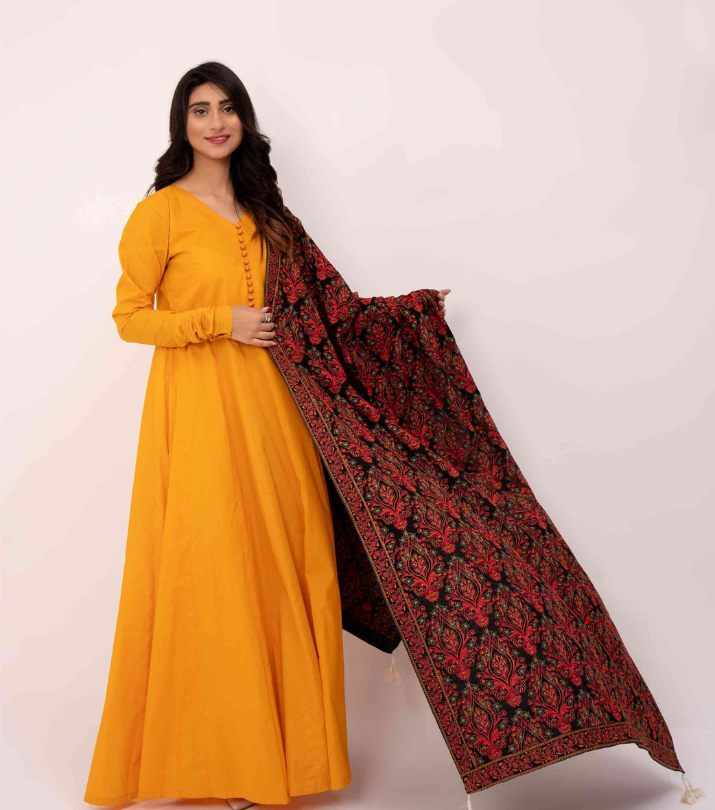 Micro 9000 Velvet Embroidered Shawl